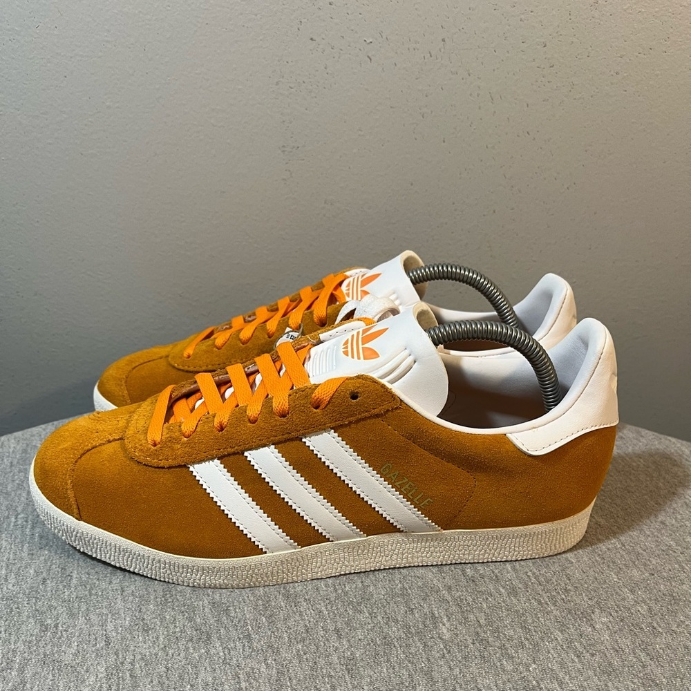 Adidas Originals Gazelle Suede Sneakers Orange/White Men’s Size 9.5 IG2091​ - Picture 4 of 11